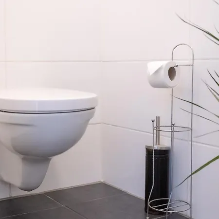 Shoreline Katwijk Апартаменты *