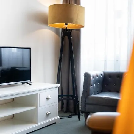 Shoreline Katwijk Апартаменты *