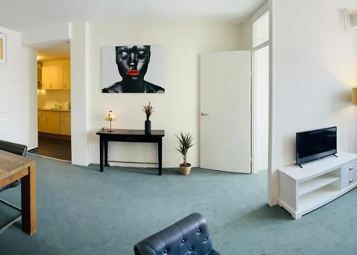 Shoreline Katwijk Apartamento *